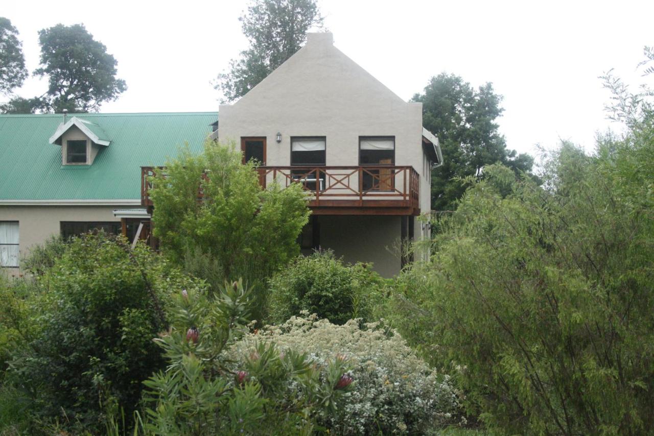Fijnbosch Cottage at Moss & Moon Cabins - B&B