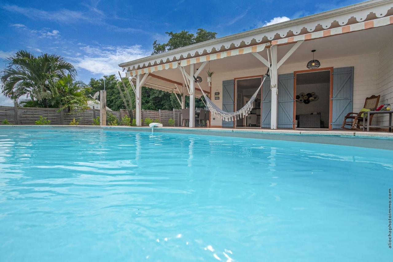 Villa Surelles - 3 chambres - piscine - Le Diamant - B&B
