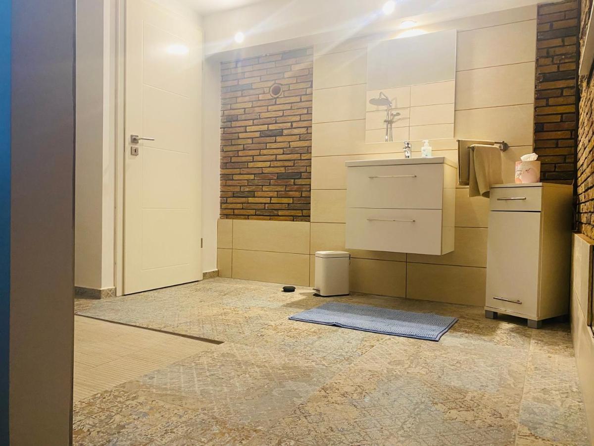 Souterrain Apartment