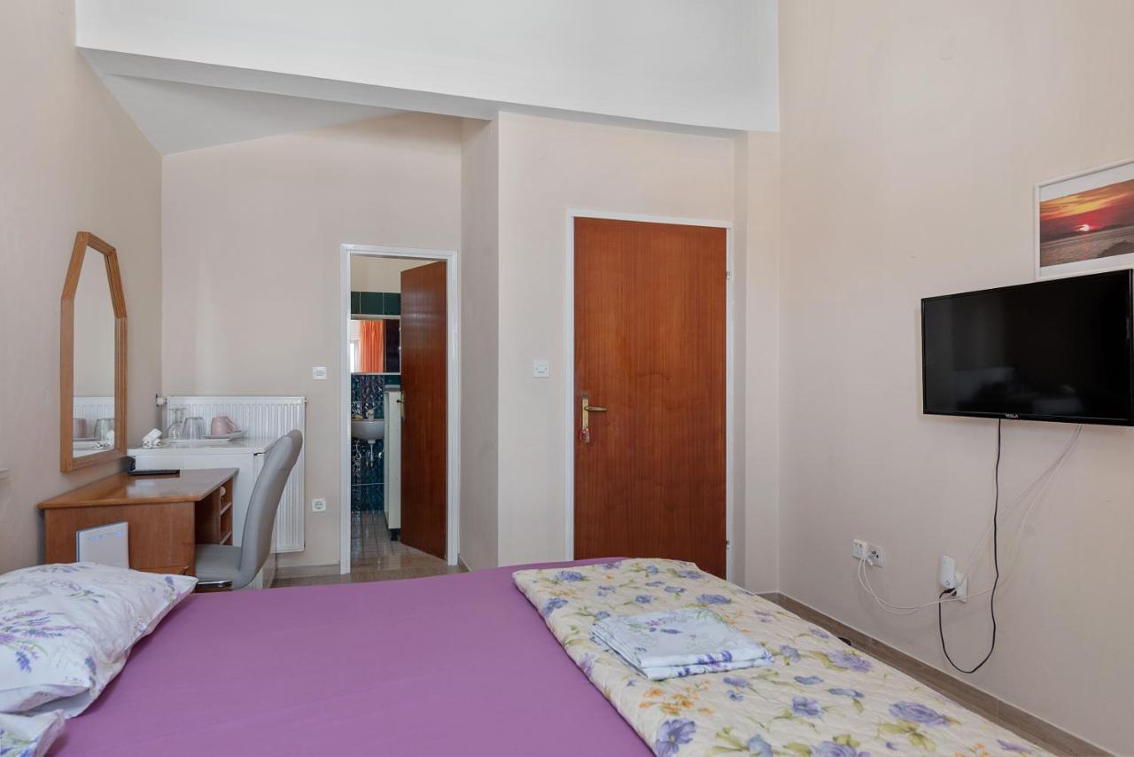 B&B Dobropoljana - Aparthotel Vila Danica - Bed and Breakfast Dobropoljana