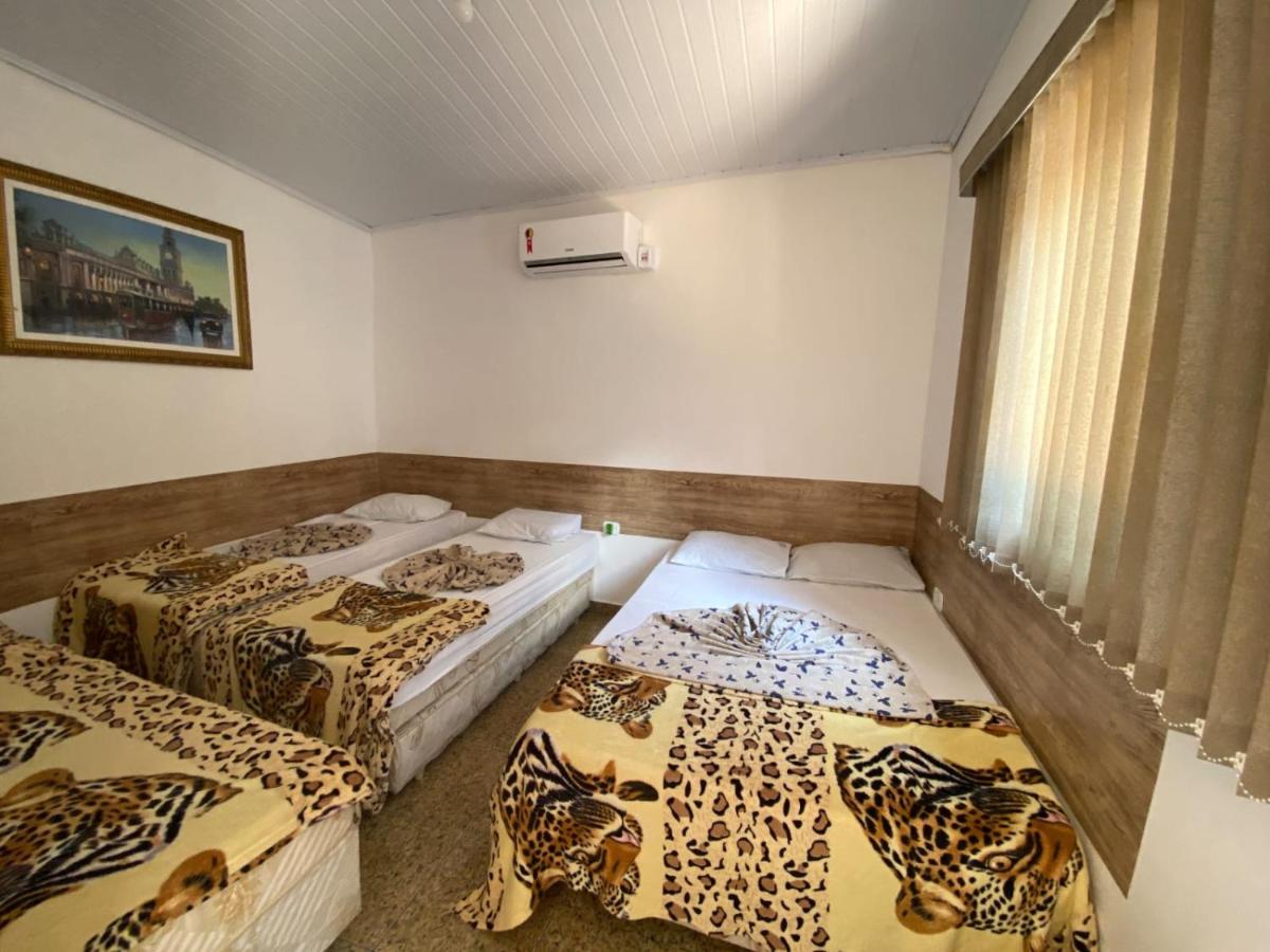 Chambre Familiale avec Salle de Bains Privative
