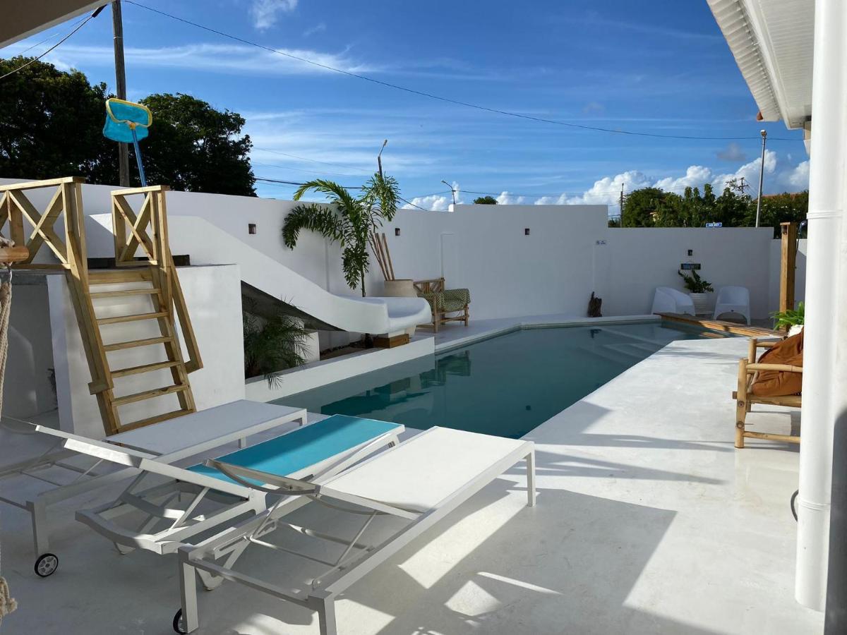 B&B Willemstad - 4BLESSINGSCURACAO TOP location swimming pool & nearby beaches - - Bed and Breakfast Willemstad