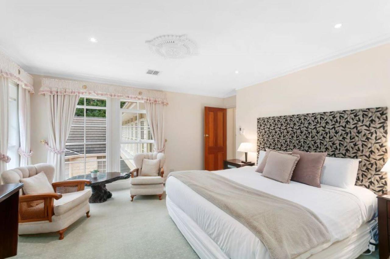 Marble Deluxe King Suite
