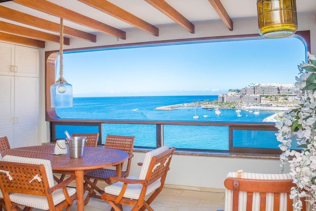 100 m2 Penthouse on the beach. - B&B