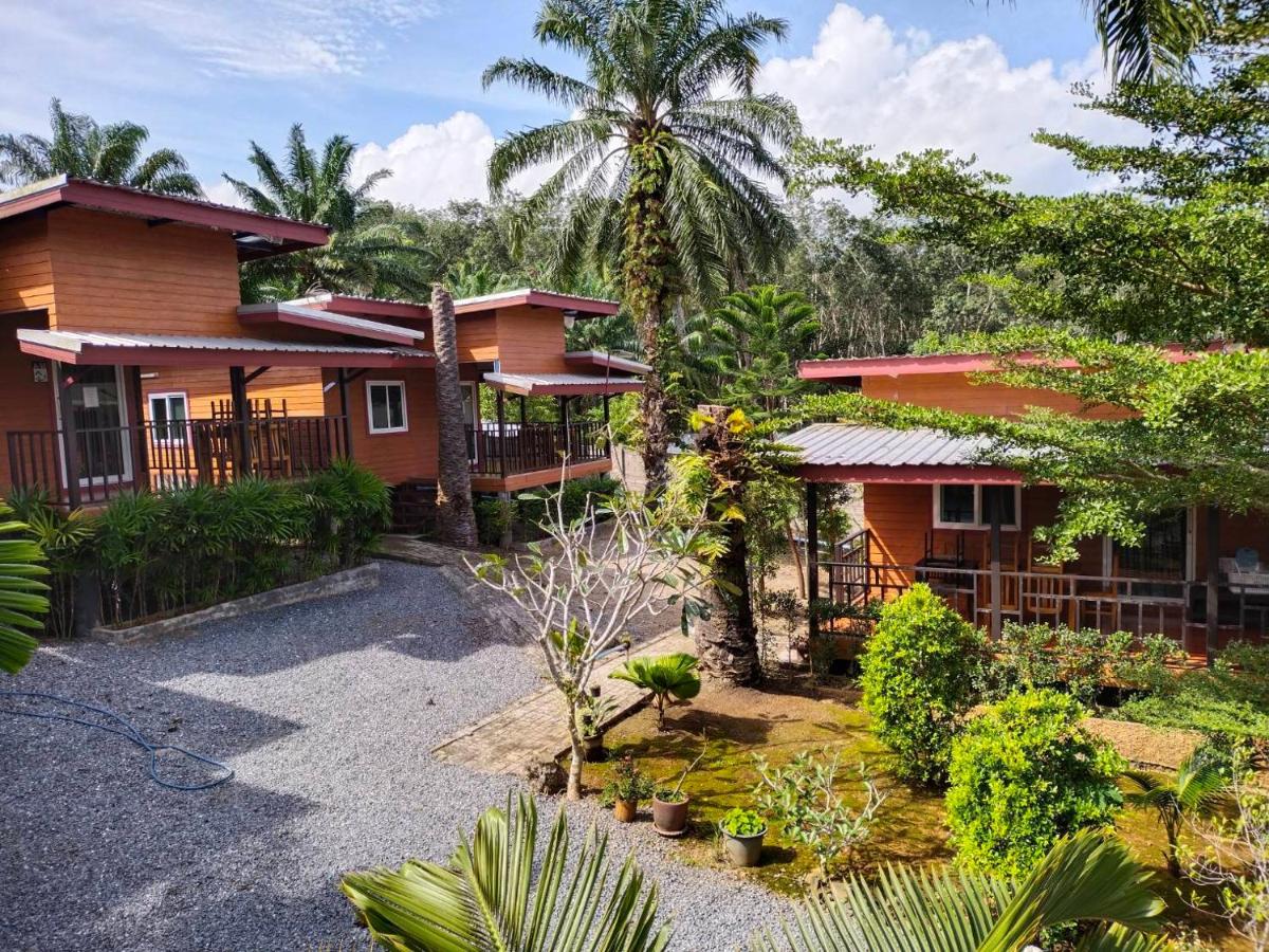 Palmthien Pool Villa Aonang - B&B Ban Chong Phli