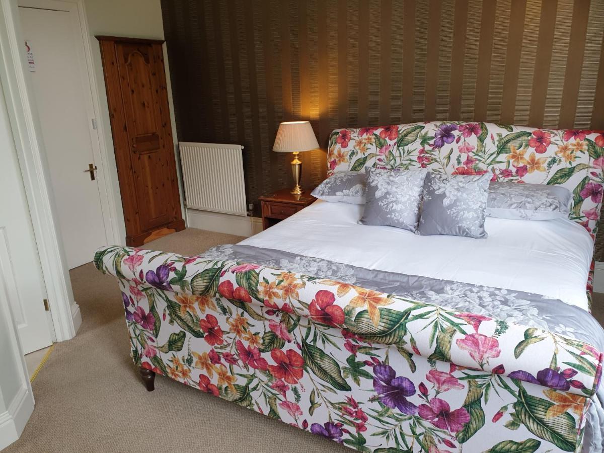 Superior Zimmer mit Kingsize-Bett