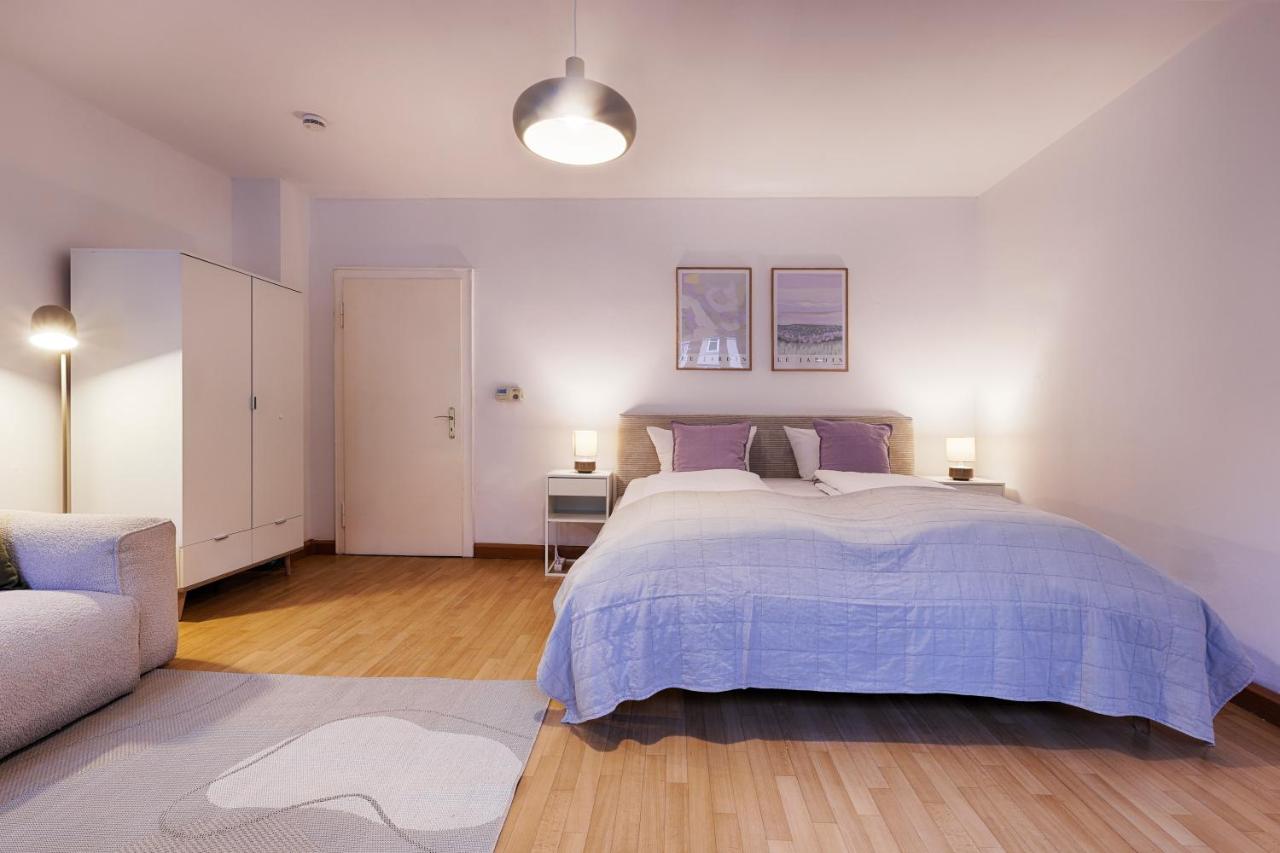 B&B Würzburg - Central, modern city apartments - by homekeepers - Bed and Breakfast Würzburg