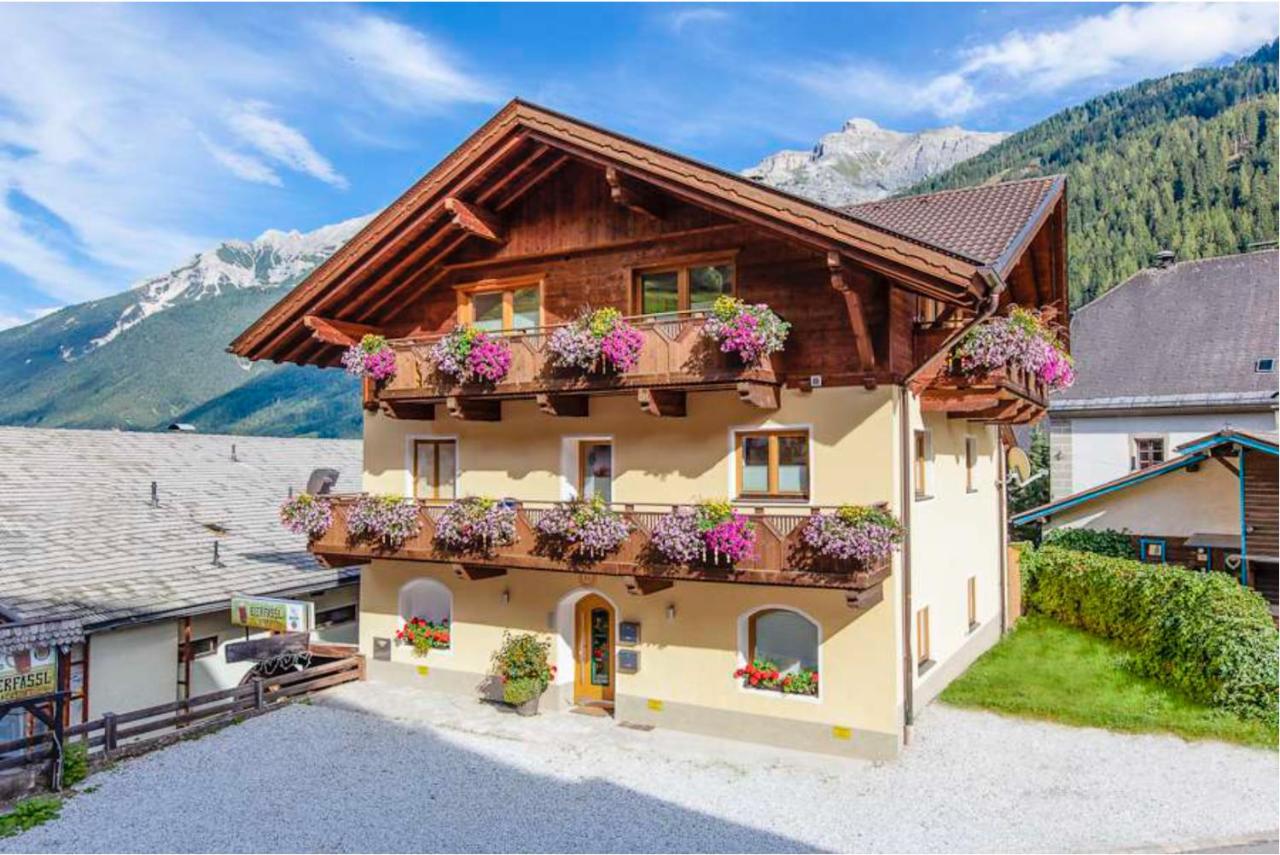 B&B Neustift - Falwesuna Apartments - Bed and Breakfast Neustift