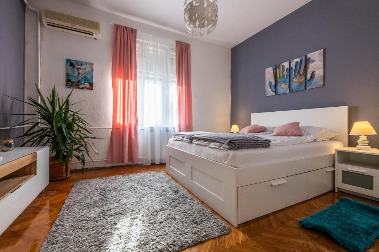 B&B Belgrade - Neimar Apartment with Great Wi-Fi and free parking - Bed and Breakfast Belgrade