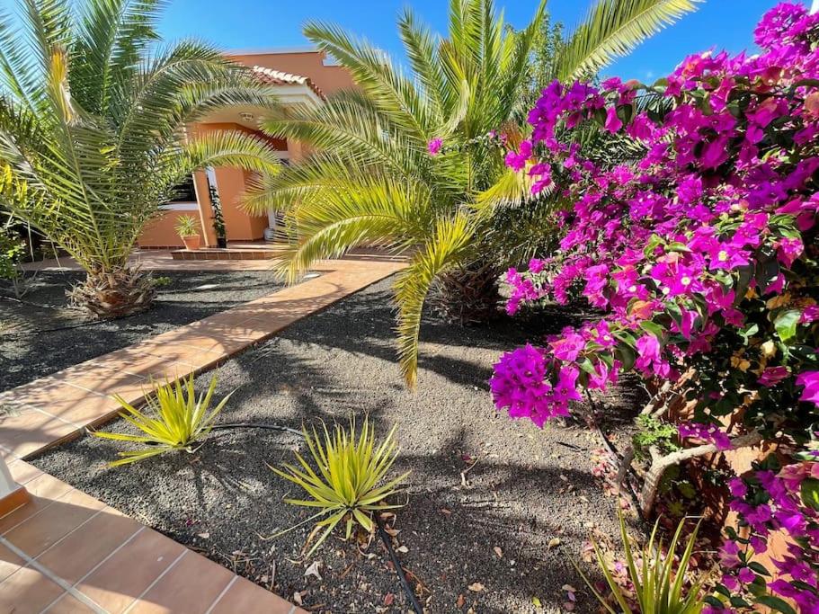 Golf course villa with private heated pool - B&B Costa de Antigua