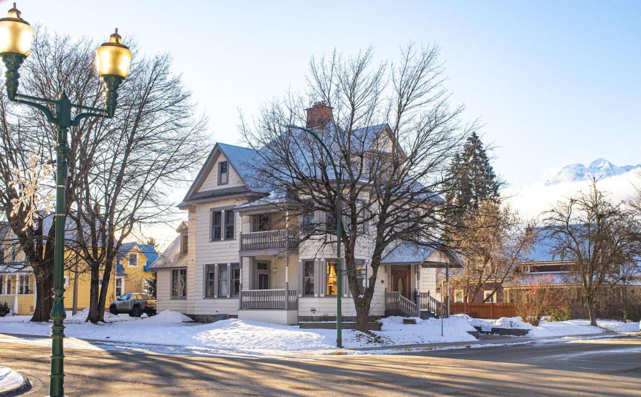 Five-Bedroom House
