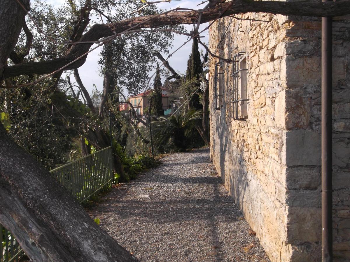 Rùstegu Dùze - Parking in Center & On-site - B&B Lerici