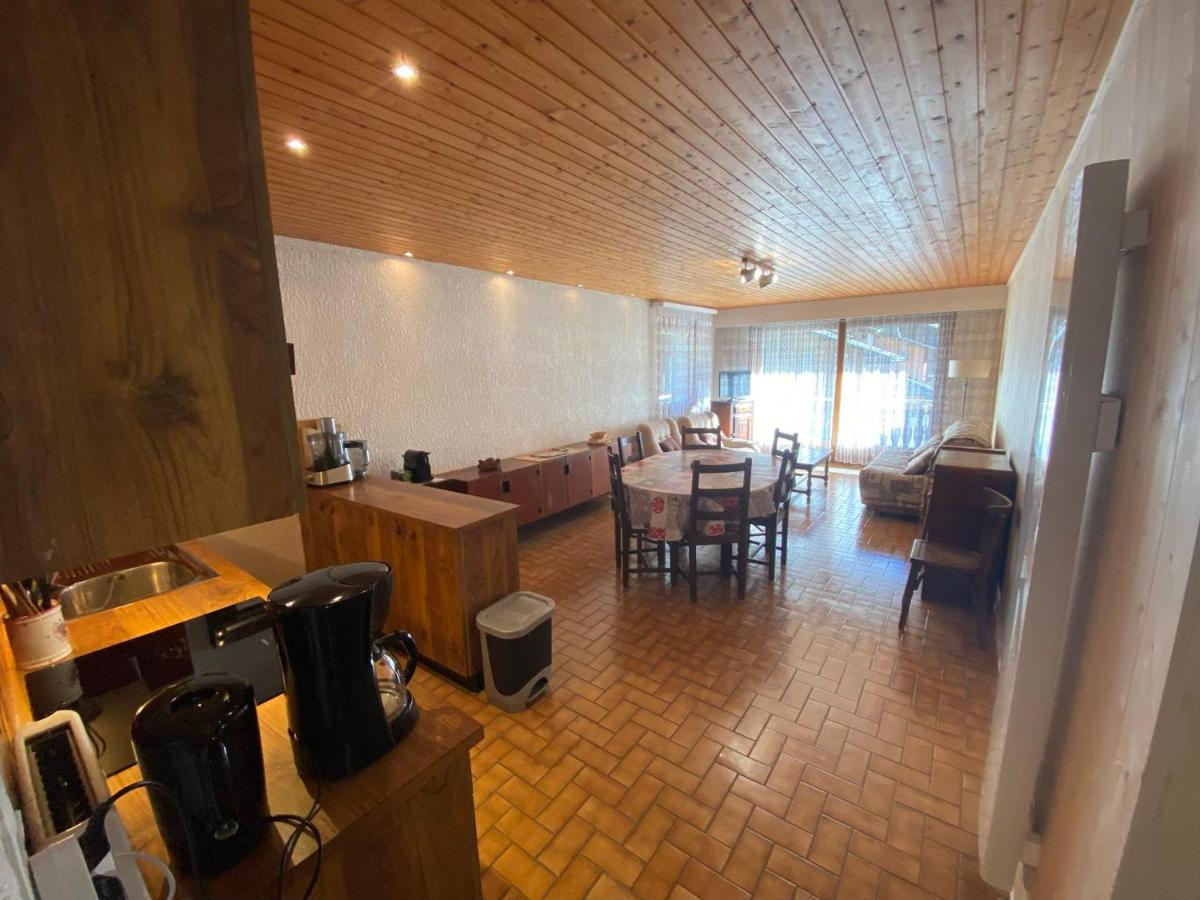 Spacieux 3 pièces, pied des pistes, balcon Sud/Est, WIFI, parking, casier à skis ! - FR-1-692-25 - B&B