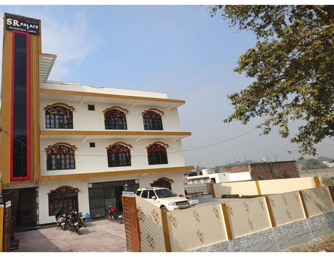 B&B Jiyanpur - The S R Palace and Marriage Lawn,Ayodhya - Bed and Breakfast Jiyanpur