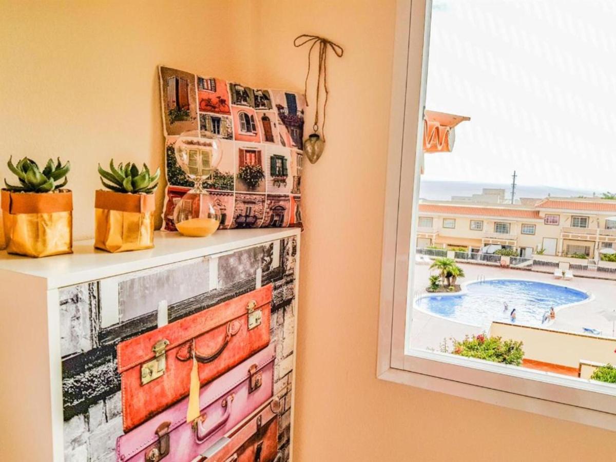 Lovely Apartment in Tenerife South - B&B Chayofa
