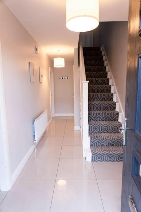 Glen Burren House - Ferienwohnung Newcastle