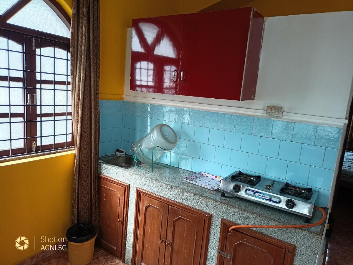 One-Bedroom Apartment with Balcony