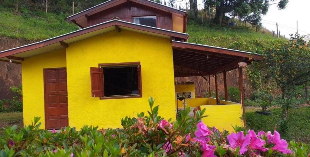 Chalé Limoeiro á 15 minutos de Gonçalves MG - B&B Gonçalves