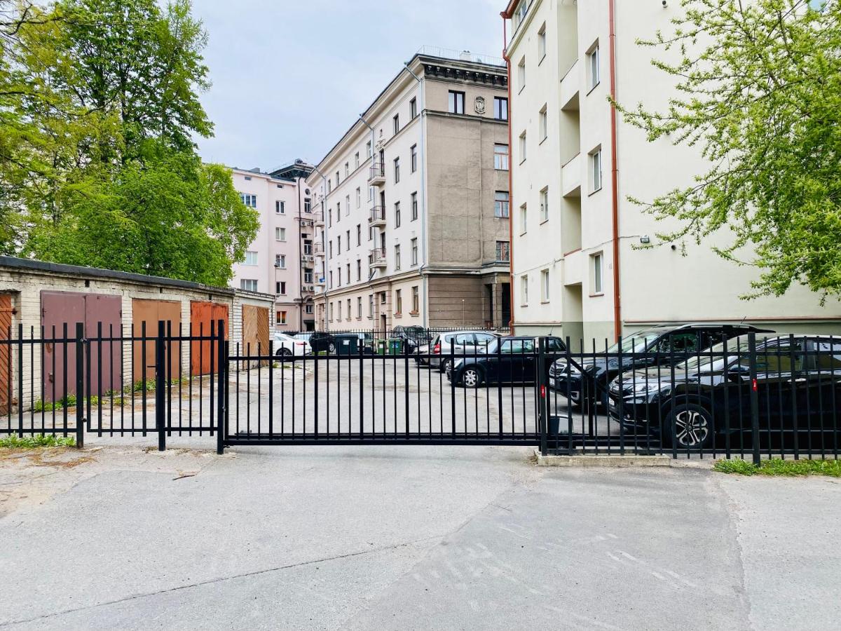 Cozy Reimani Residence - City Heart Free Parking - Ferienwohnung