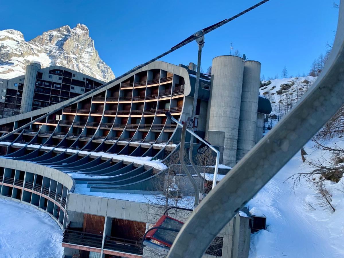 Cervinia Ski In Ski Out - Family Studio - B&B