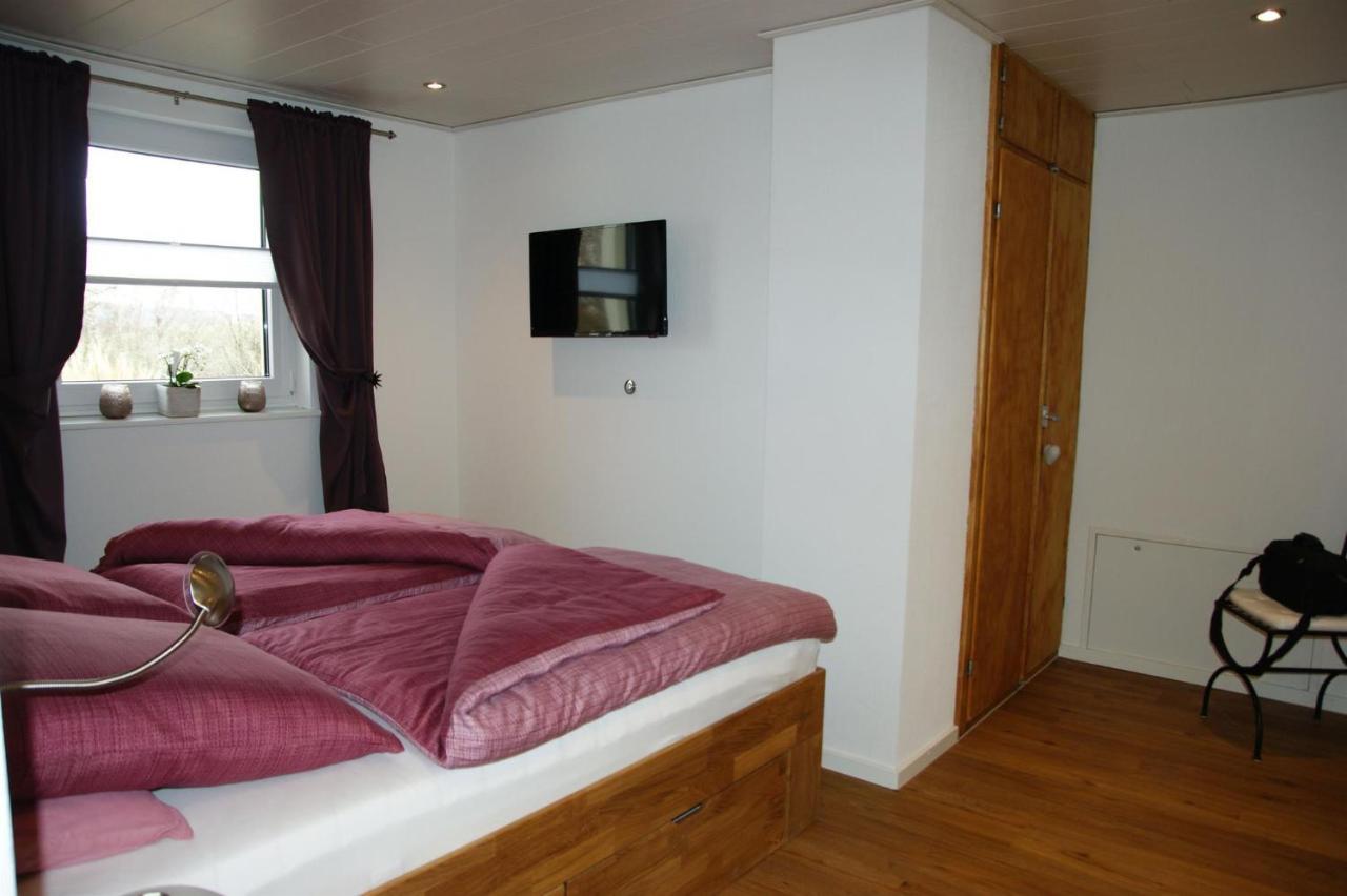 Deluxe Apartment with shower