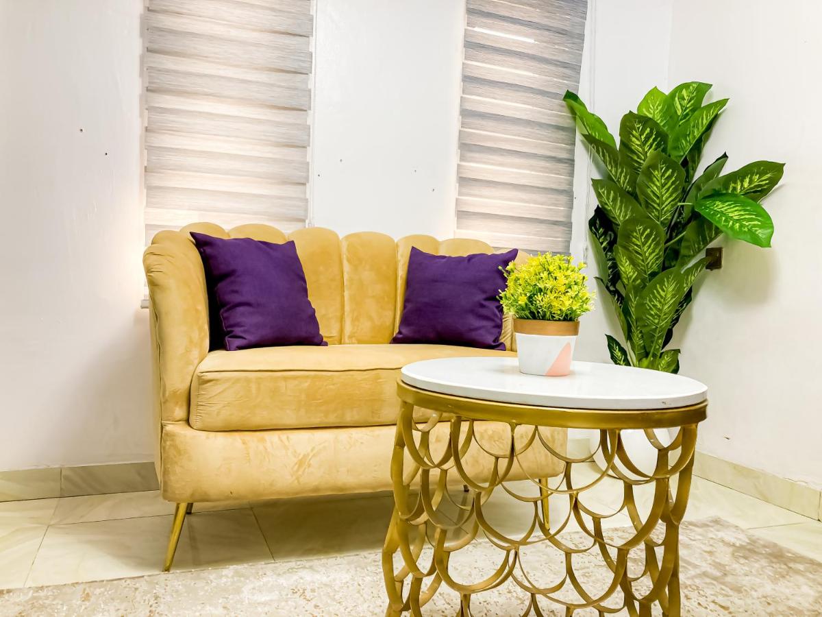 B&B Lekki Peninsula - ALEXANDRIA COURT - Bed and Breakfast Lekki Peninsula