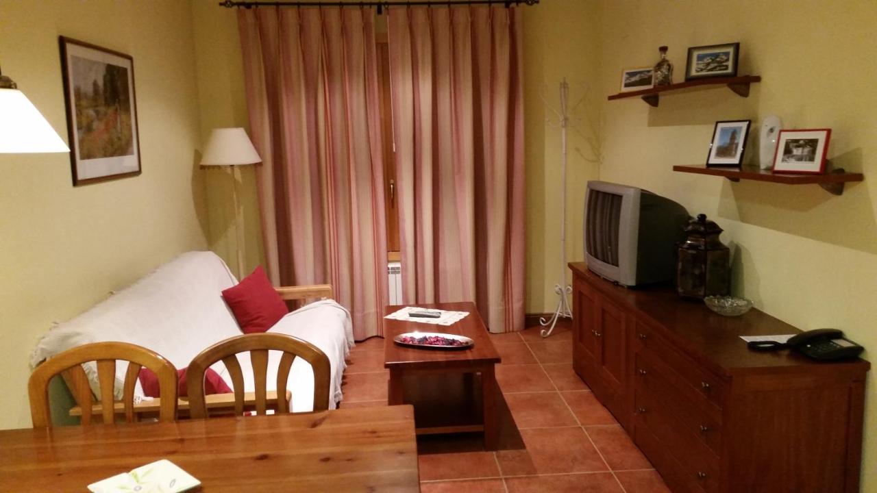 One-Bedroom Apartment (2 Adults)