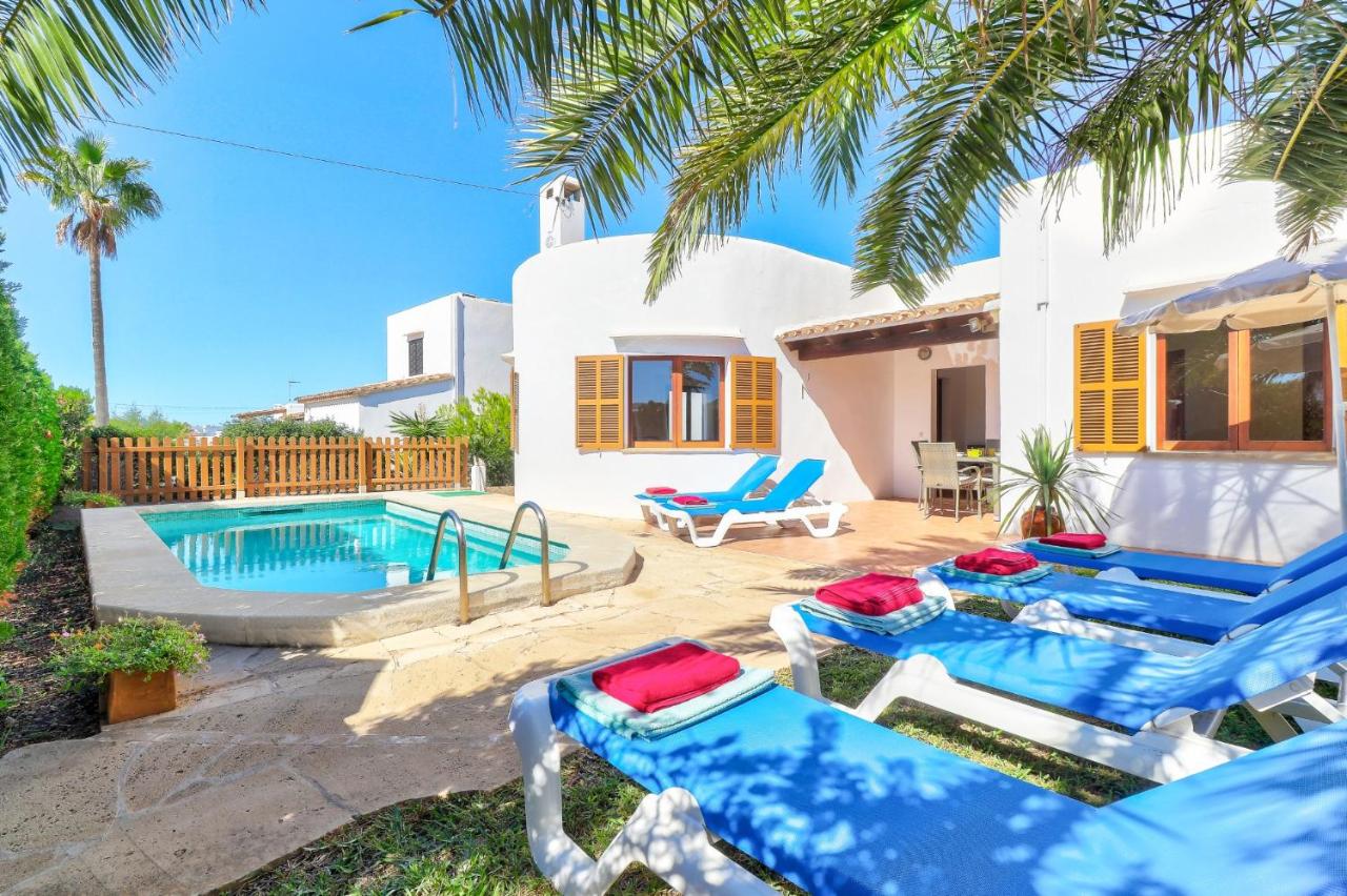 B&B Cala d'Or - Villa Antonia Sol by Villa Plus - Bed and Breakfast Cala d'Or