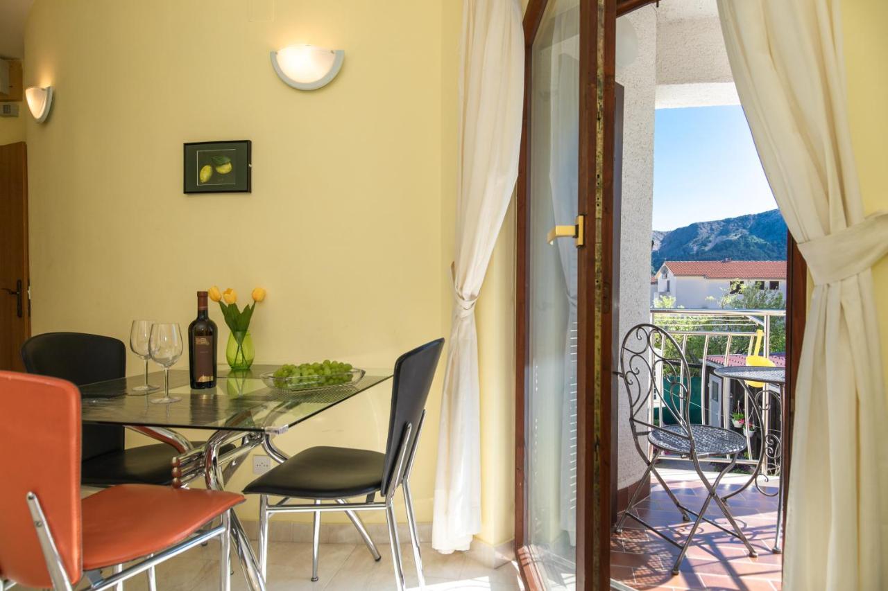 B&B Baška - Apartment Limone - Vinogradska - Bed and Breakfast Baška