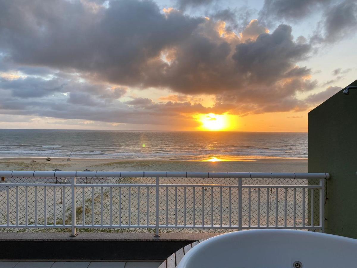 TERRAMARIS DUPLEX LUXO - FRENTE MAR - B&B