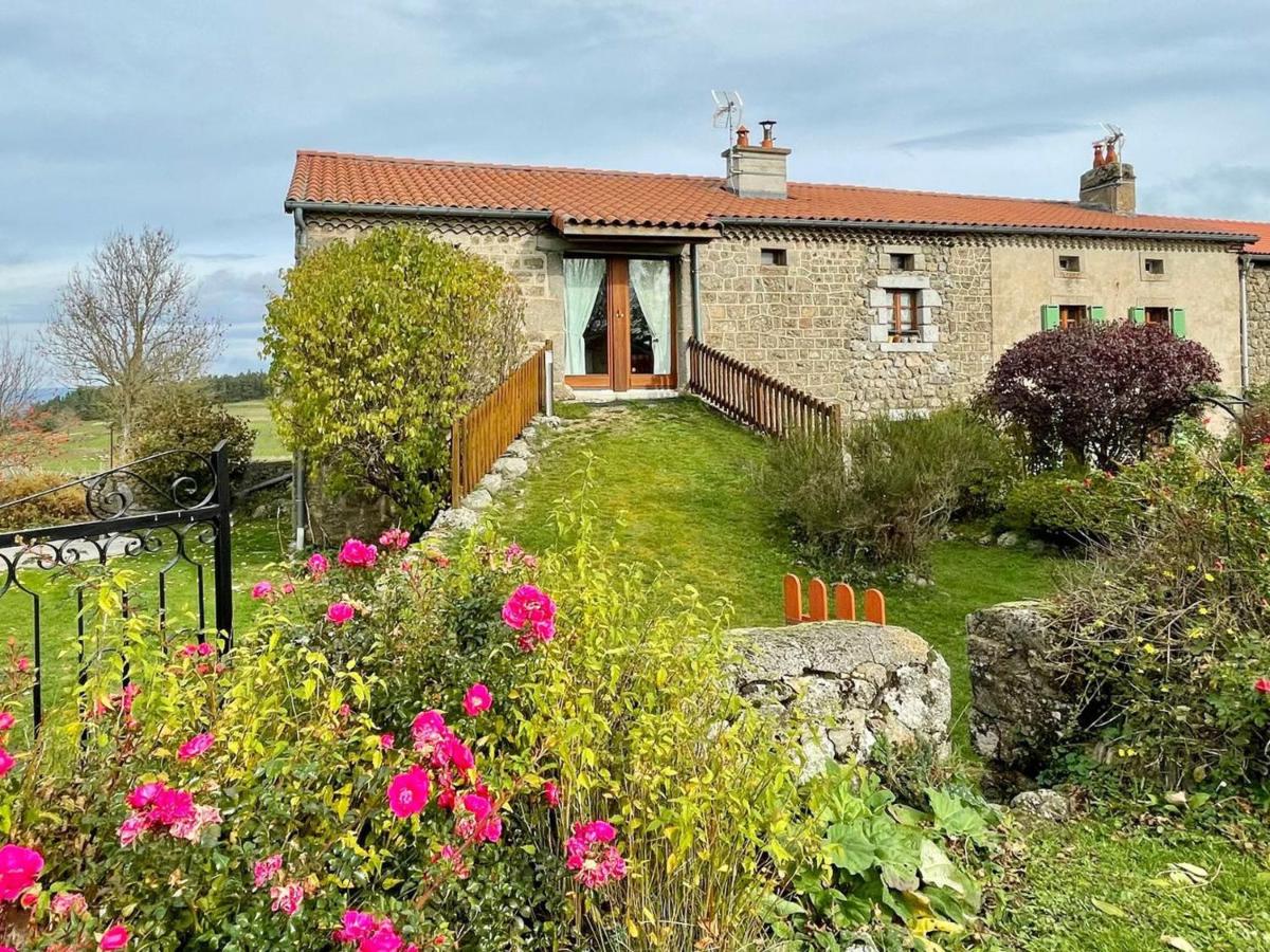 B&B Saugues - Gîte Saugues, 4 pièces, 6 personnes - FR-1-582-127 - Bed and Breakfast Saugues
