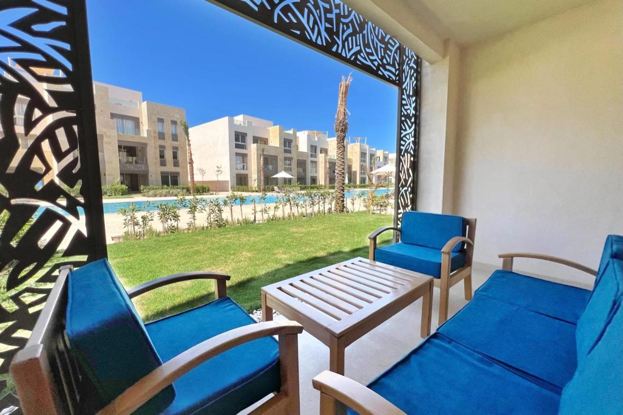 B&B Hurghada - Sleek & Spacious 1 BDR Mangroovy Free Beach & Pool Access - Bed and Breakfast Hurghada