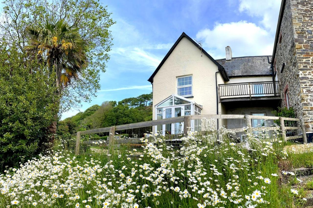 B&B Bishops Tawton - BISHOPS TAWTON OVERTON HOUSE 2 Bedrooms - Bed and Breakfast Bishops Tawton