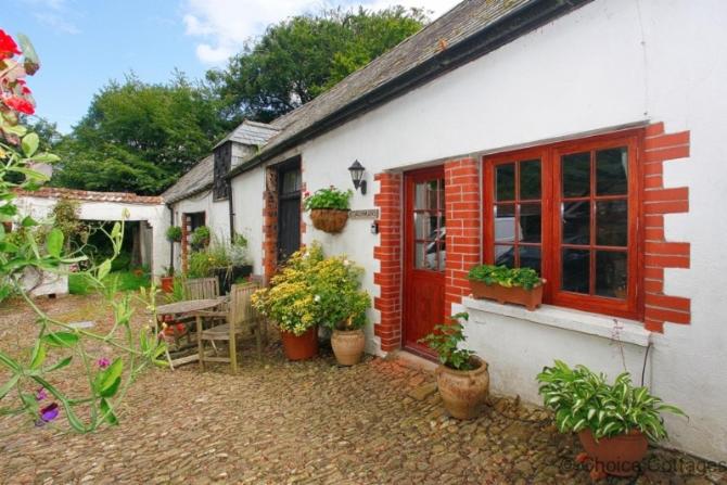 B&B Bideford - MONKLEIGH COACHMANS COTTAGE 1 Bedroom - Bed and Breakfast Bideford