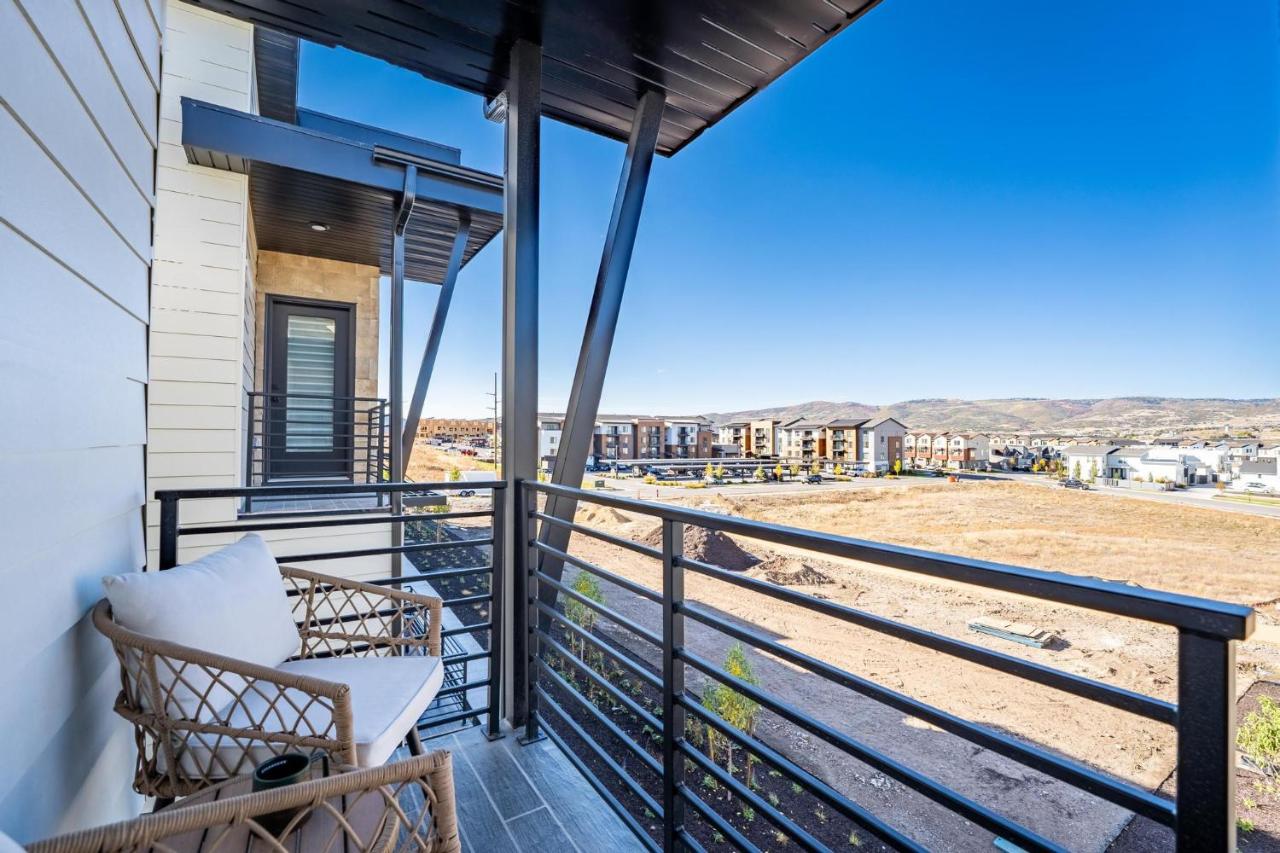 Modern Upscale Townhouse in Park City - B&B