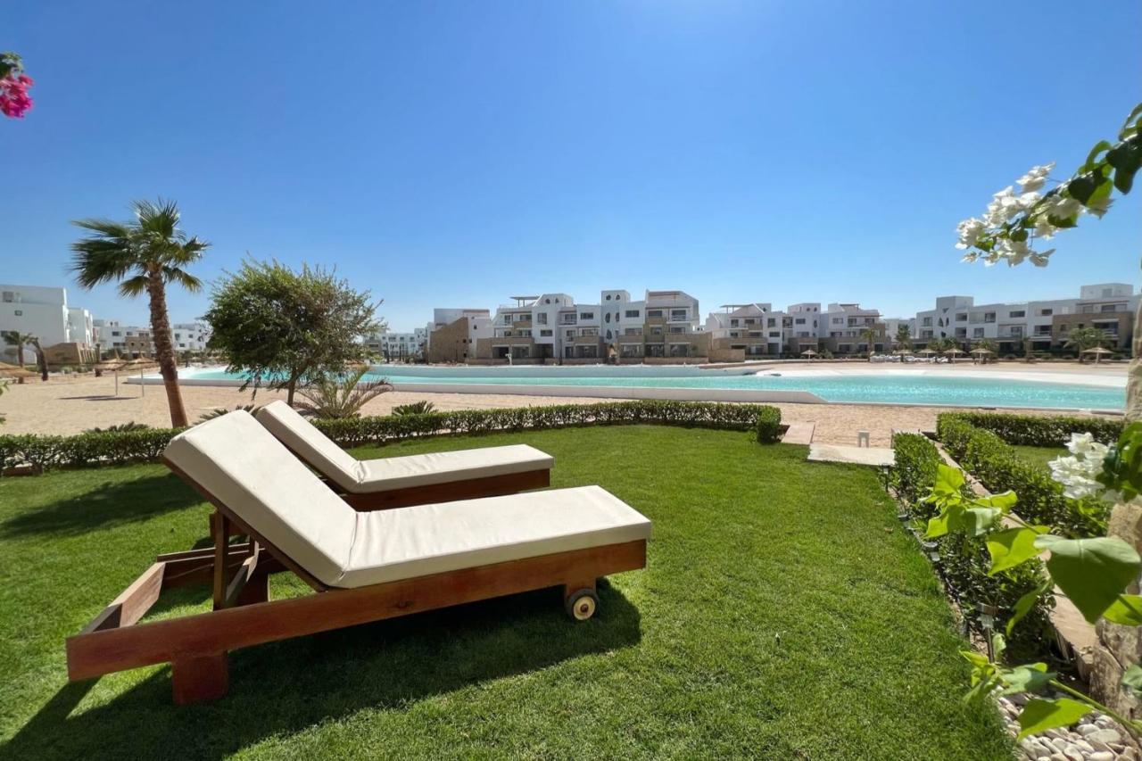 B&B Hurghada - Lagoonfront Easy 1BDR Swan Lake El Gouna - Bed and Breakfast Hurghada