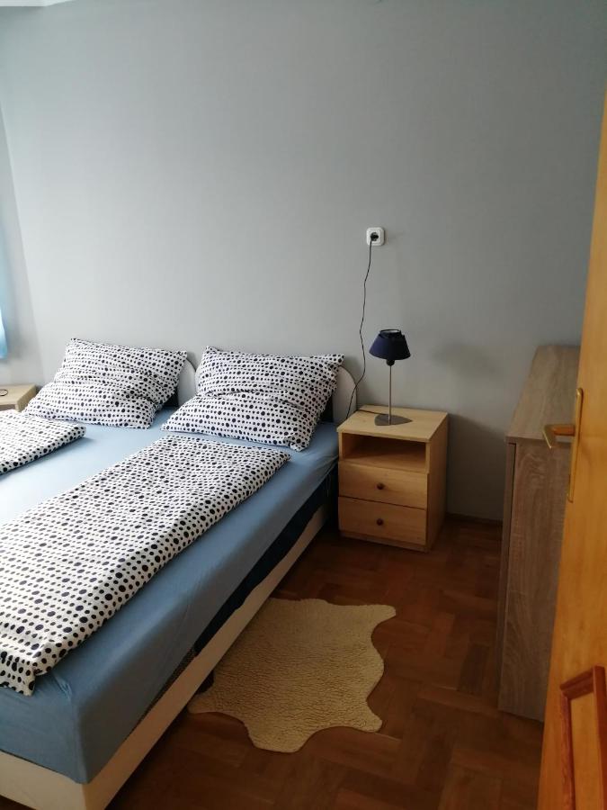 Apartment (4 Adults)