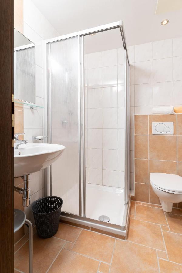 Two-Bedroom Apartment with Balcony 4