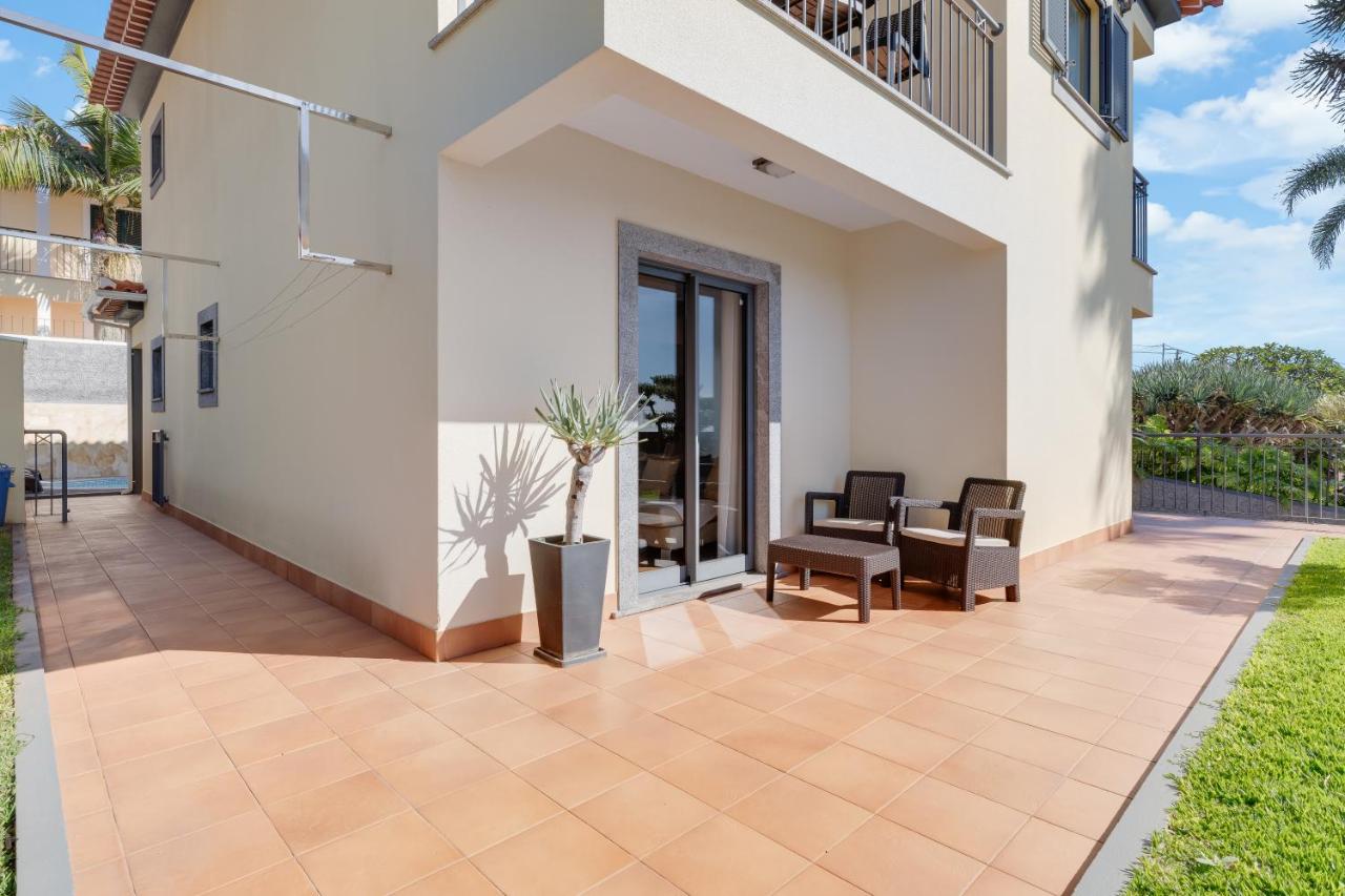3B Villa Heated Pool Barbecue Games Room - B&B