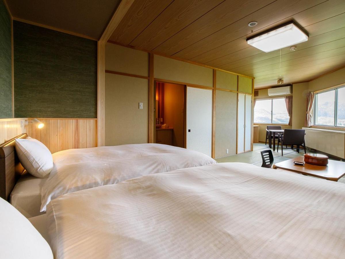 Camera Doppia con Letti Singoli con Vista Montagna