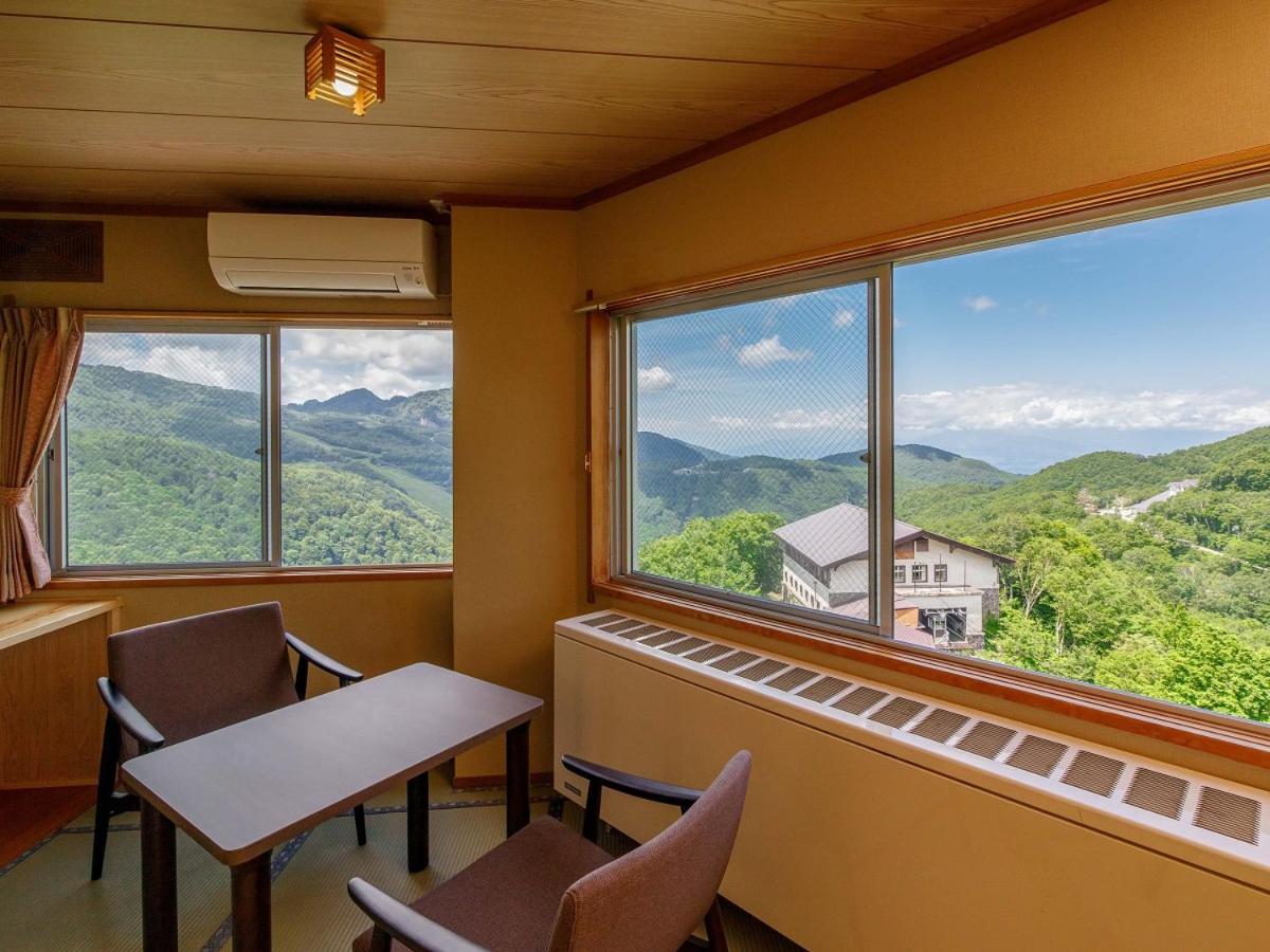 Twin Room with Mountain View