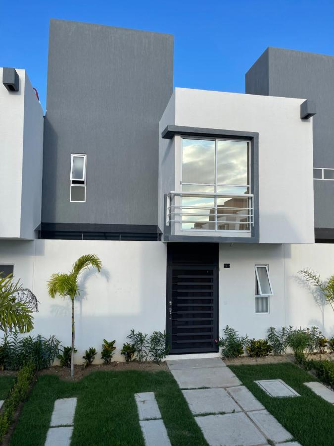 Casa Comoda Con Piscina - B&B