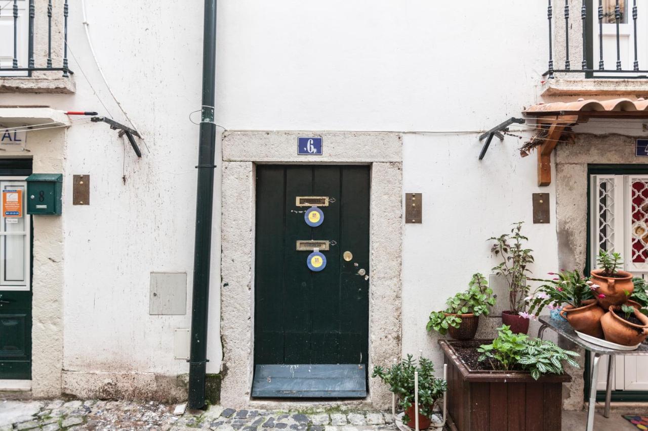 FLH Alfama Comfy Flat - B&B