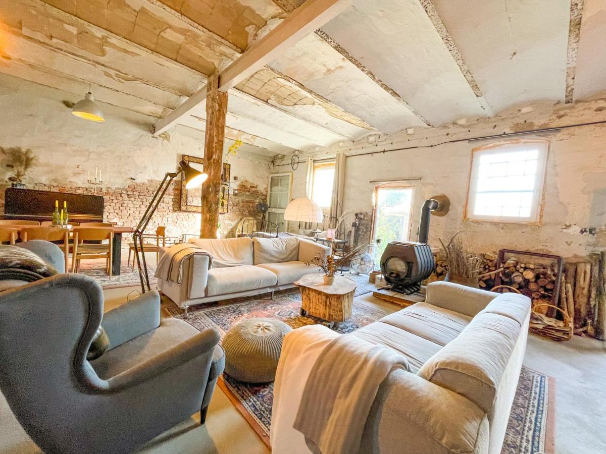 B&B Gumtow - Das Farmhaus Loft mit Whirlpool - Bed and Breakfast Gumtow