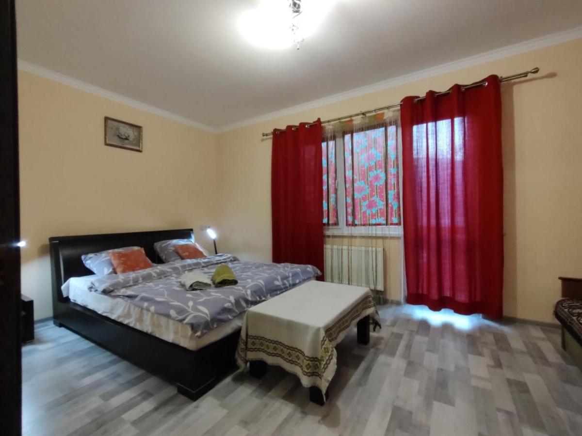 B&B Oboukhiv - Квартира,з чудовим краевидом в Обухові - Bed and Breakfast Oboukhiv