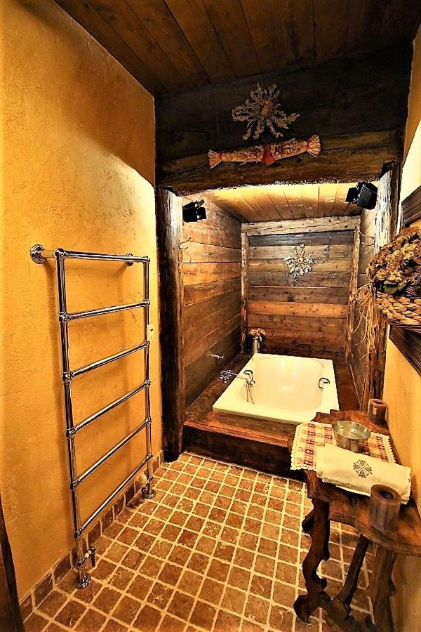 Luxury Lodges by Grand Hotel Sitea - B&B