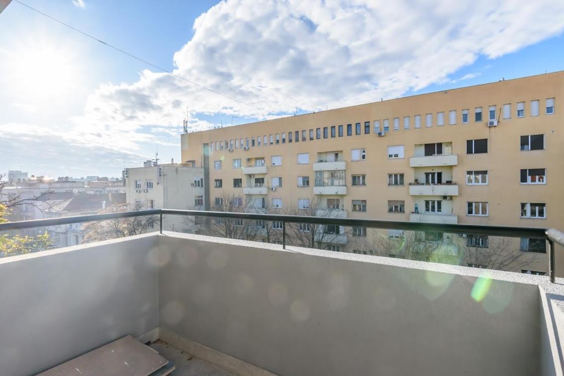 Brand new flat near Tesla museum - Ferienwohnung Belgrad