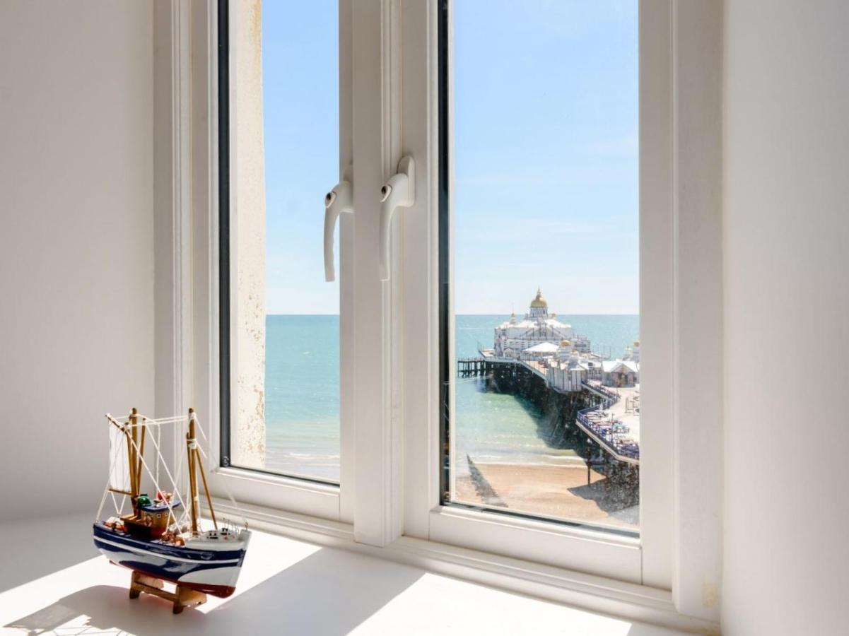 B&B Eastbourne - Pier Lookout - Bed and Breakfast Eastbourne
