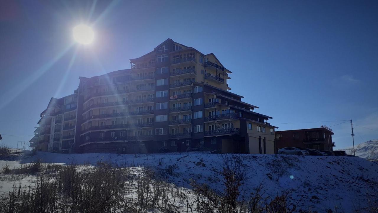 Dima apartment Club-2100 Gudauri - Ferienwohnung Gudauri