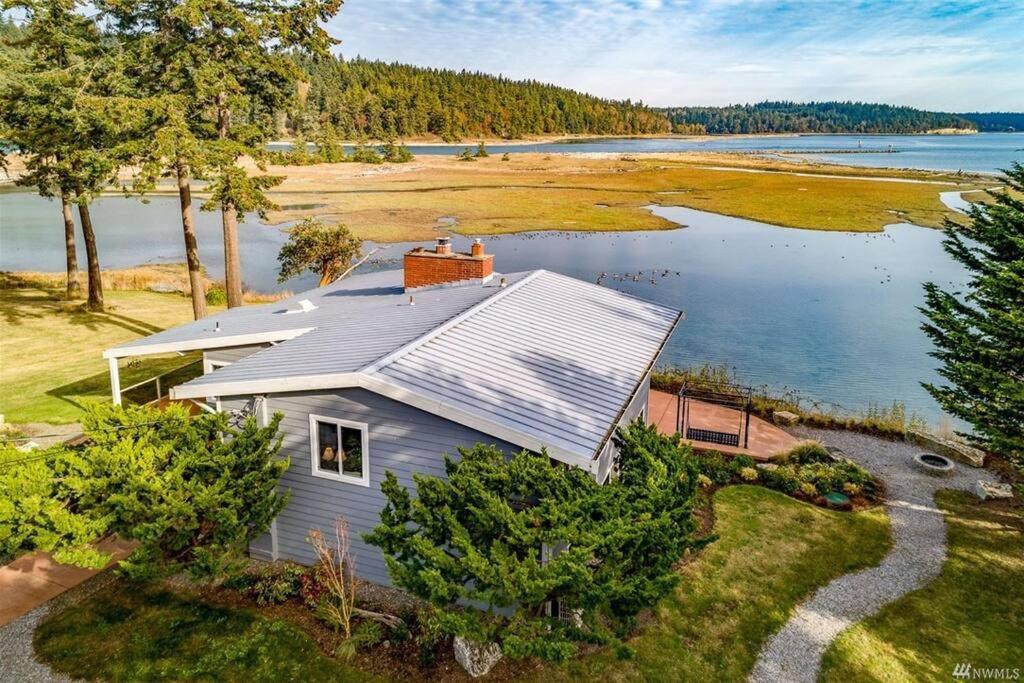 Oasis By The Sea - Bed and Breakfast Port Hadlock